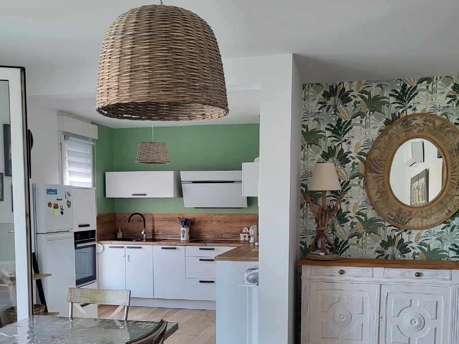 Madame Catherine CHARRÉ