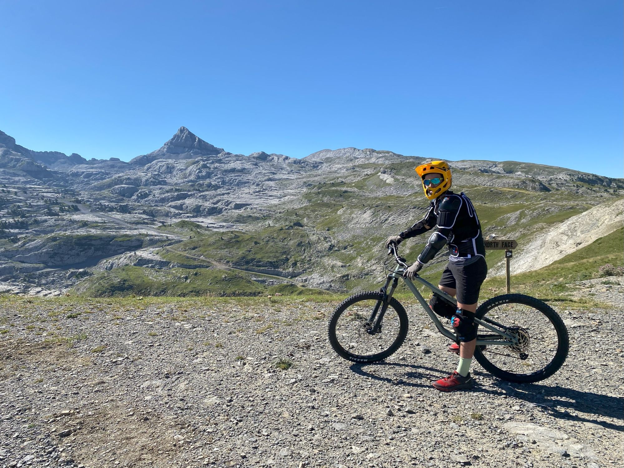 Altitude Ski - photo 3