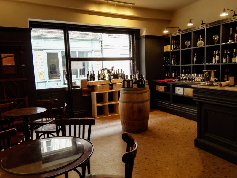 BOURG VINS FINS - photo 2