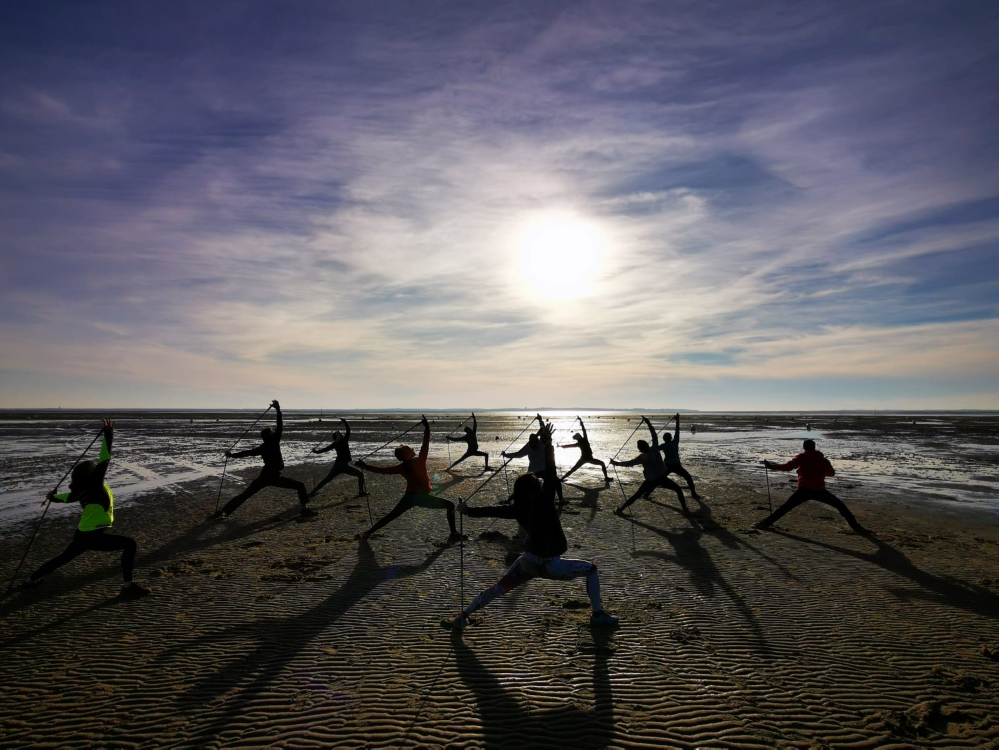 Découverte du Nordic Yoga sur la plage