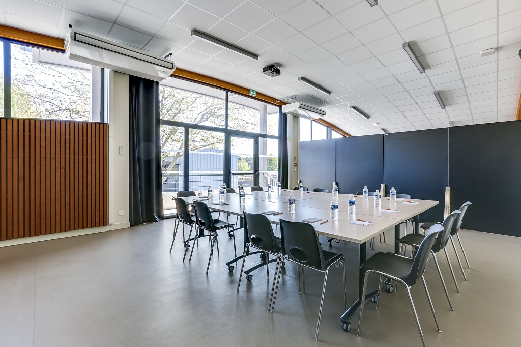 Salle L'Arena du Vieux Port by Resasol