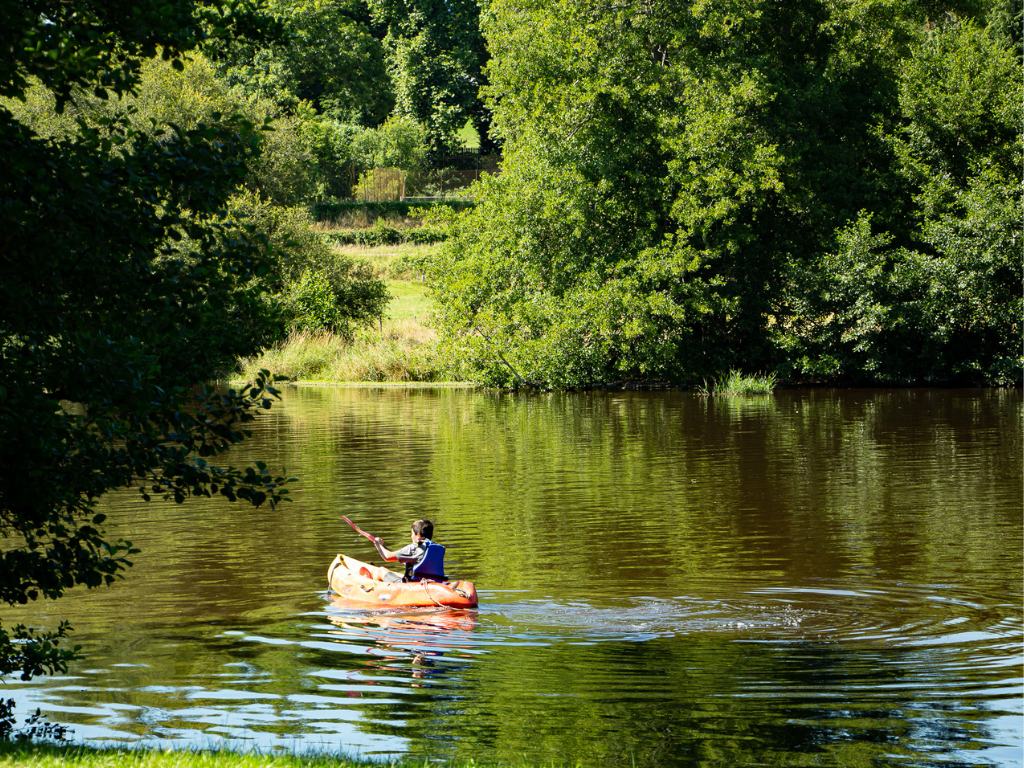 Canoë-Kayak : base nautique de Saint-Victurnien