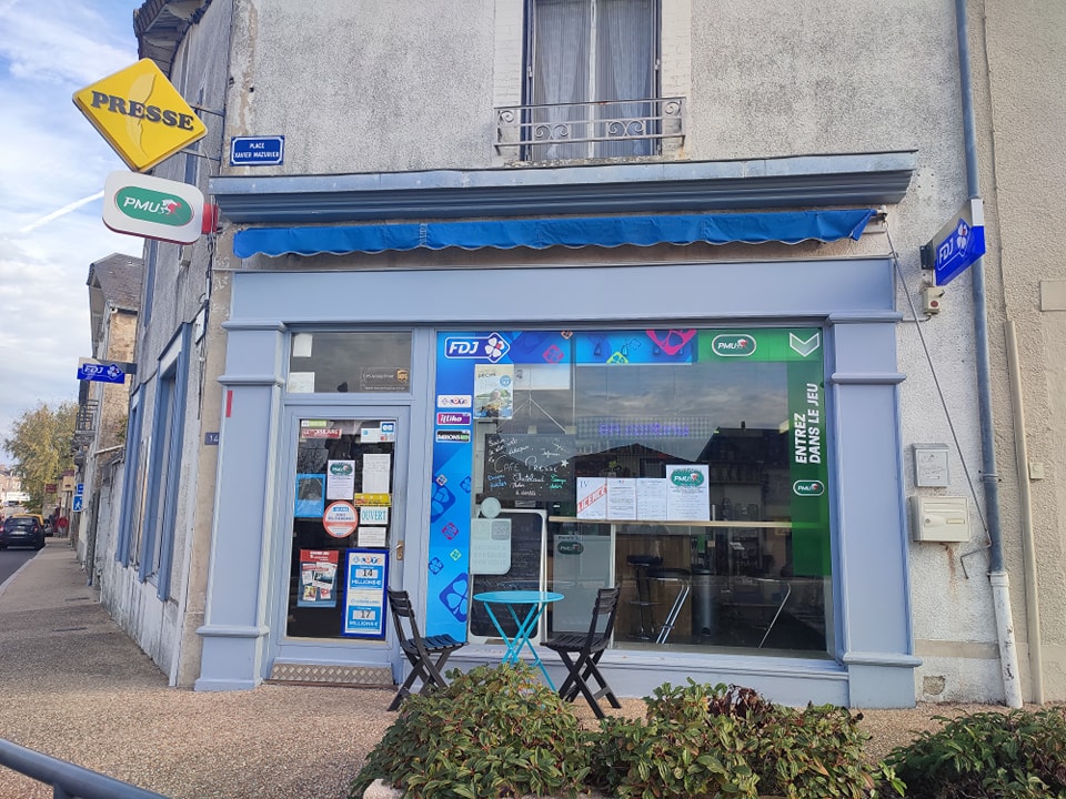 Le Café Presse Châtelaud