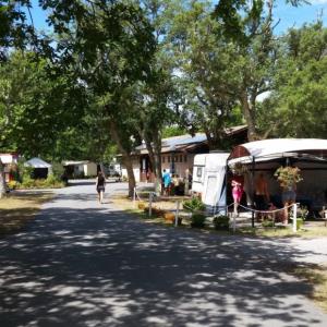 camping les chenes—© camping les chenes