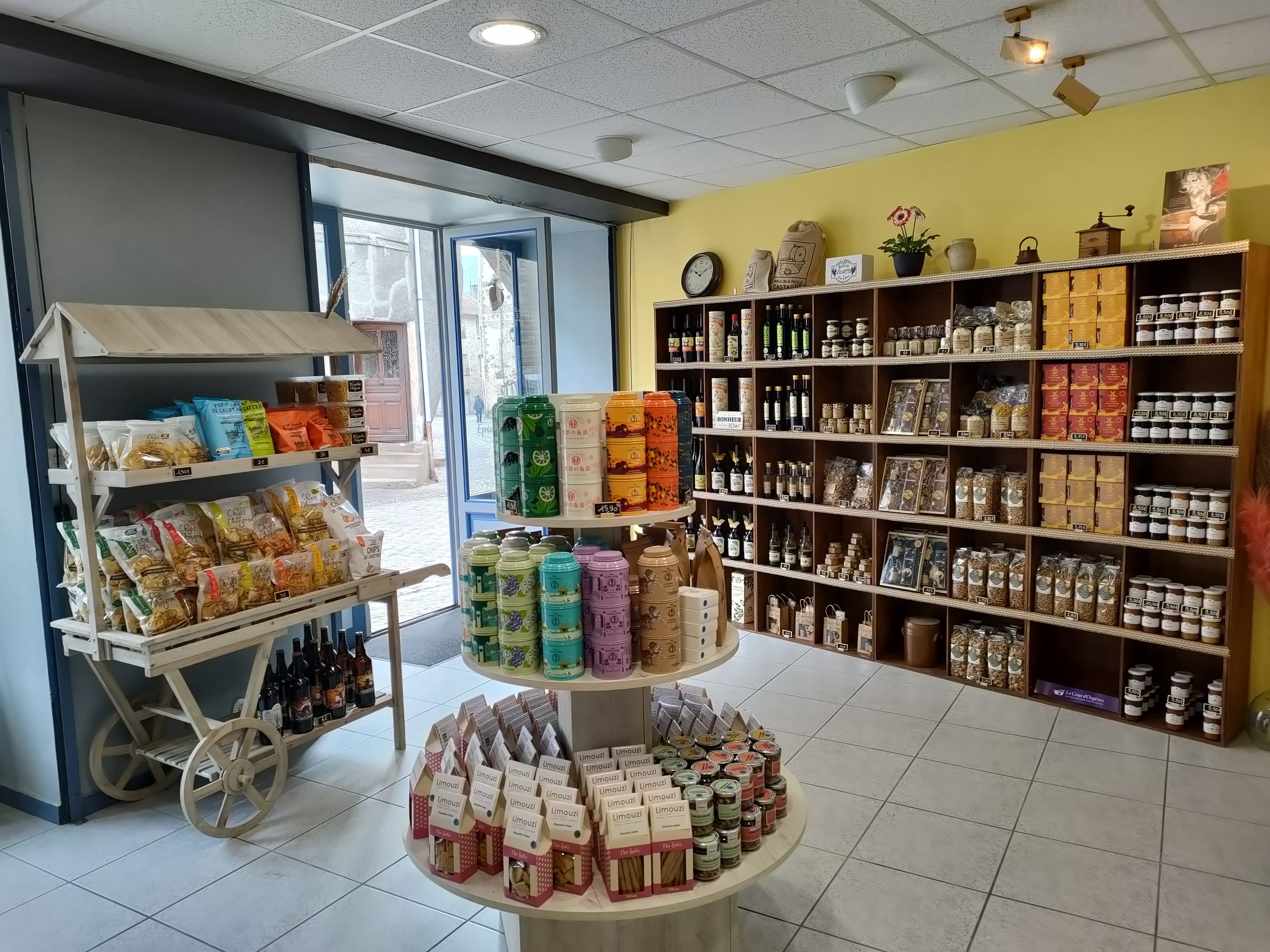 Chez Ben et Pauline, épicerie fine, salon de thé, Beaulieu-sur-Dordogne - photo 2