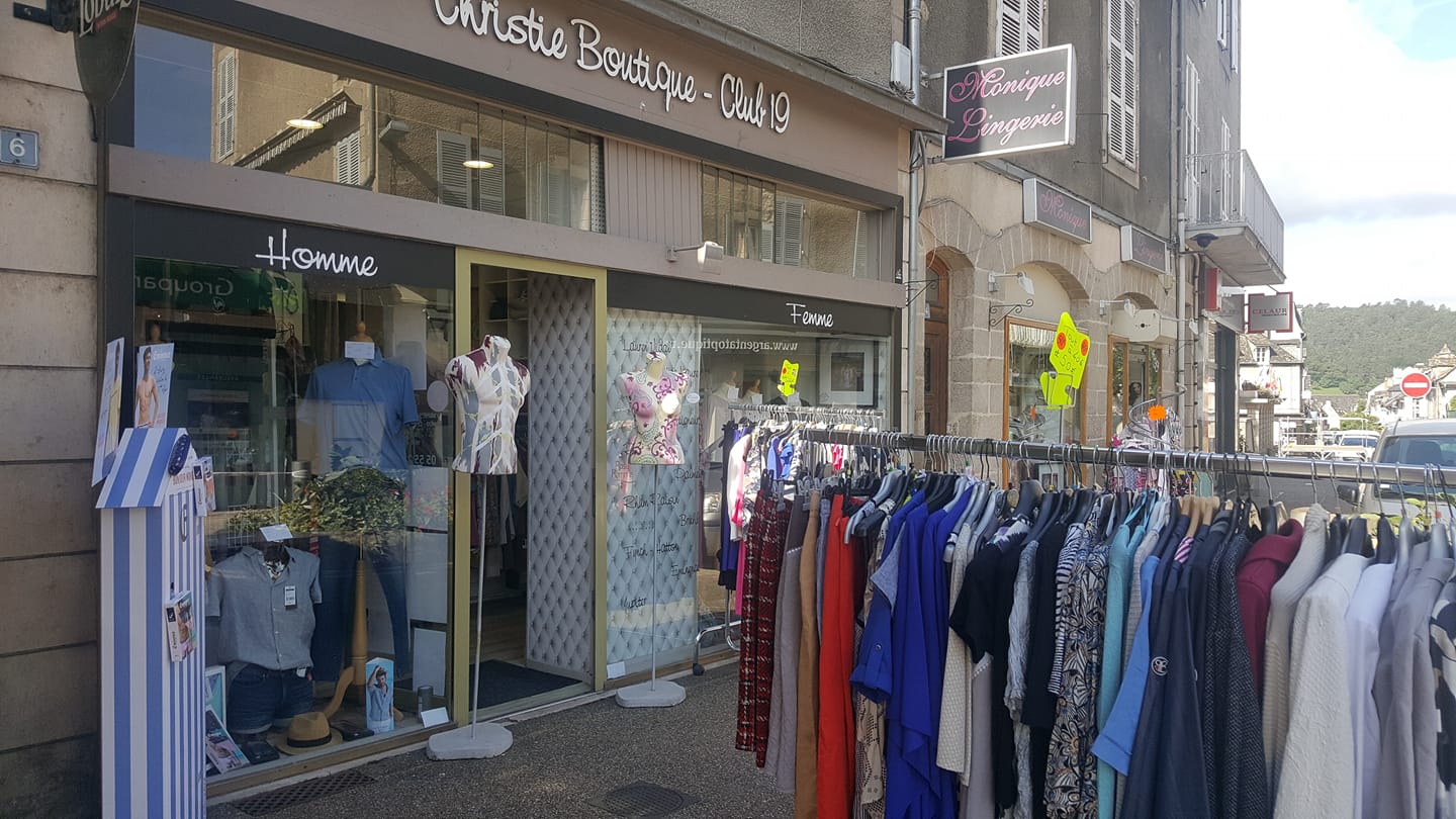 Christie Boutique Club 19