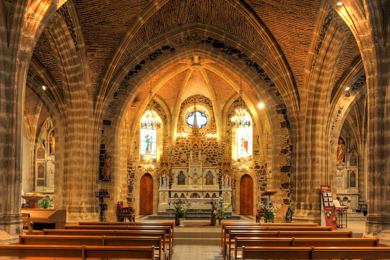 Eglise St Pierre de Parentis