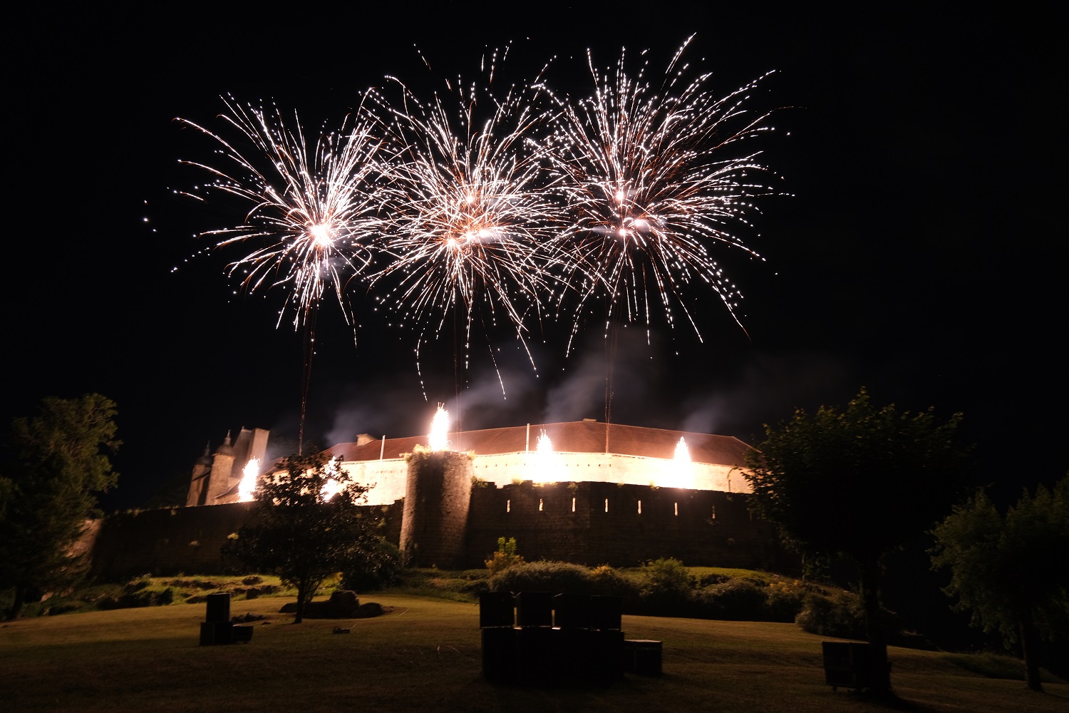Fête du 14 juillet - bal, jeux, concert et feu d'artifice