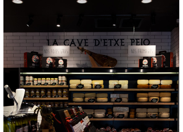 Etxe Peio Boutiques