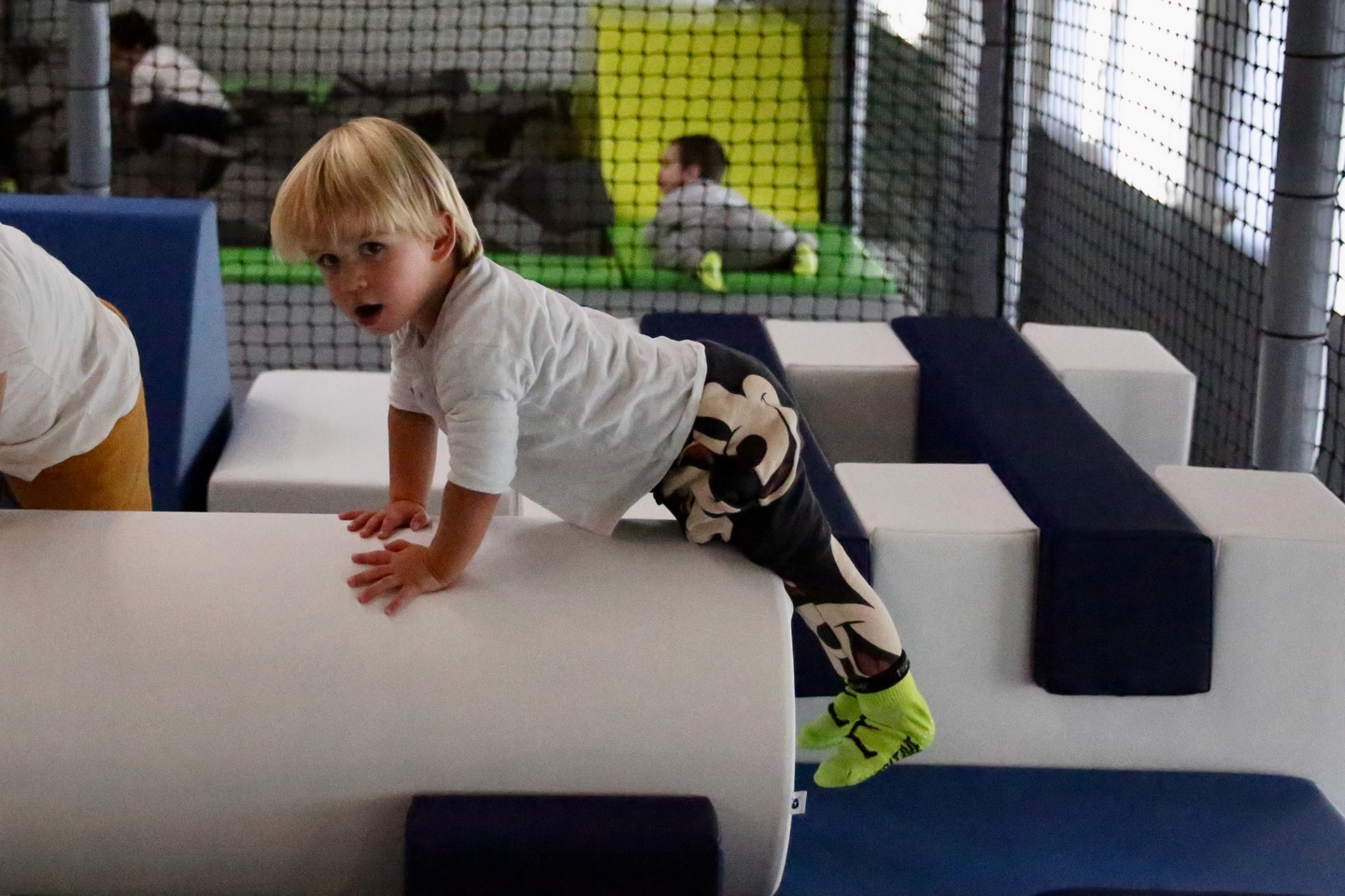 Positive Park – Trampoline, Warrior, Kid’s park & Lasergame Pau