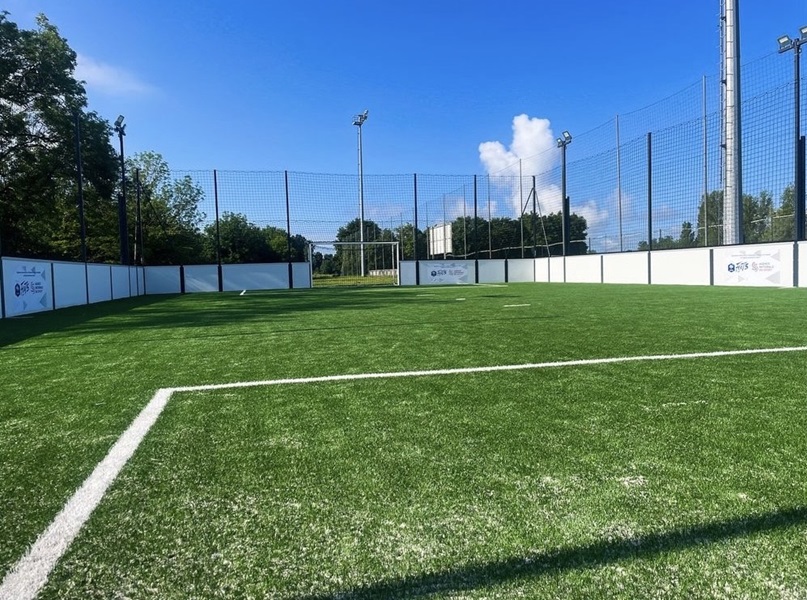 Terrain synthétique de foot à 5
