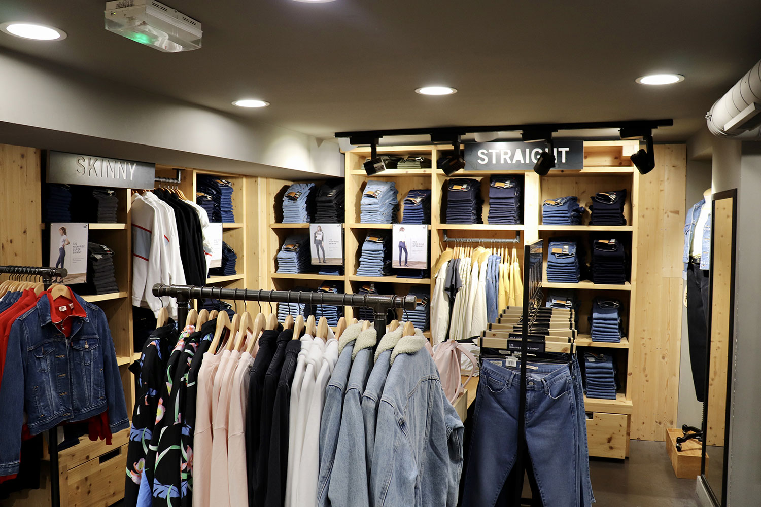 Levi's store