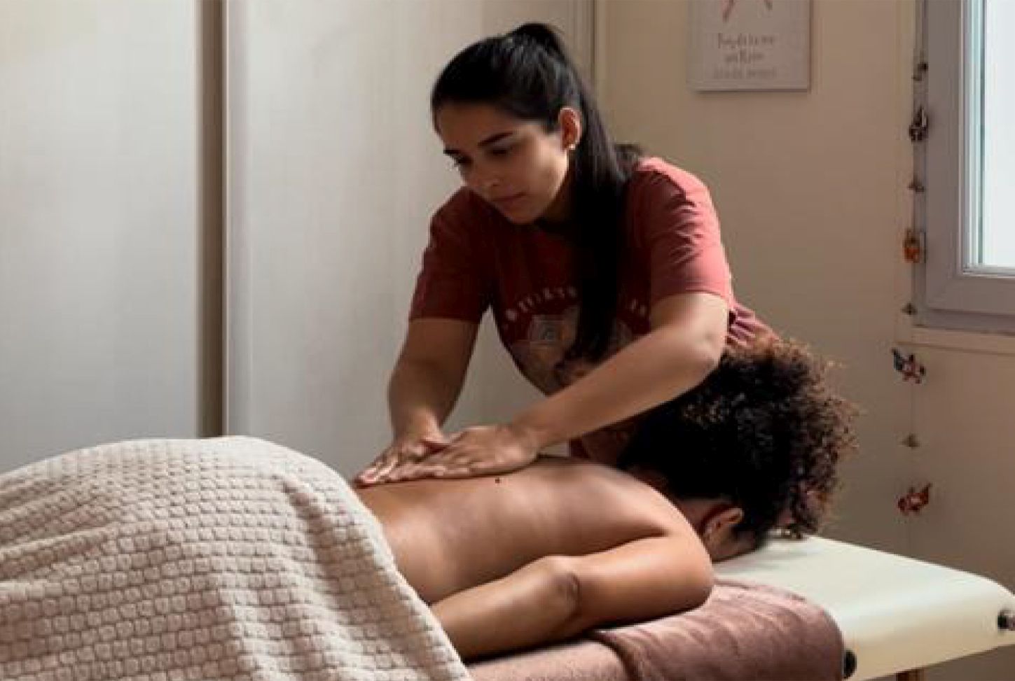 Esmeralda Massage