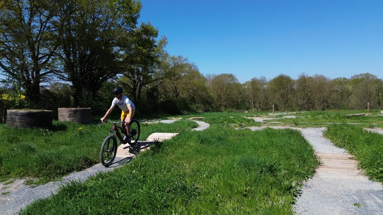 BIKE PARK