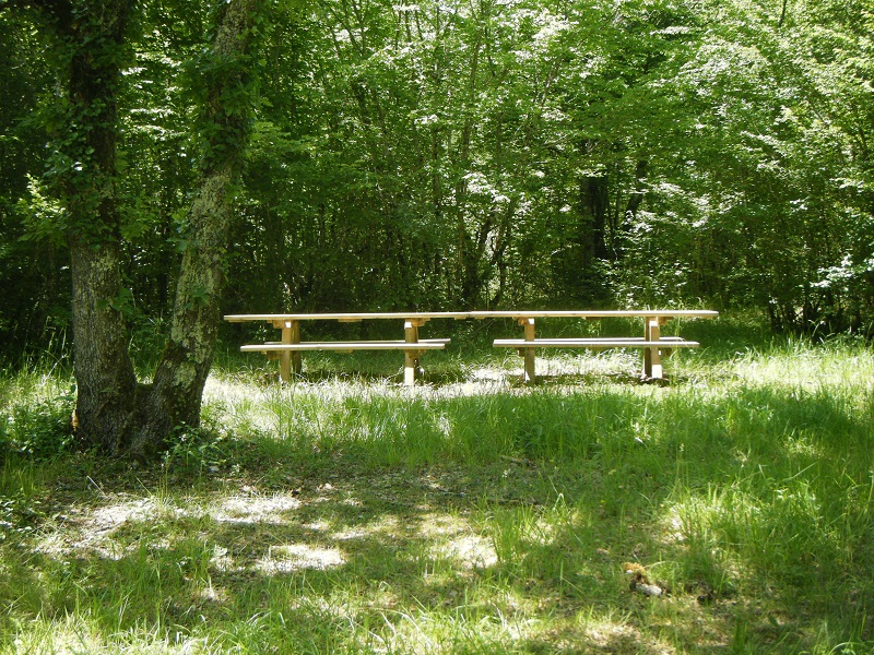 Parcours de marche nordique, parcours de santé et fitness sur le Causse de l'Isle