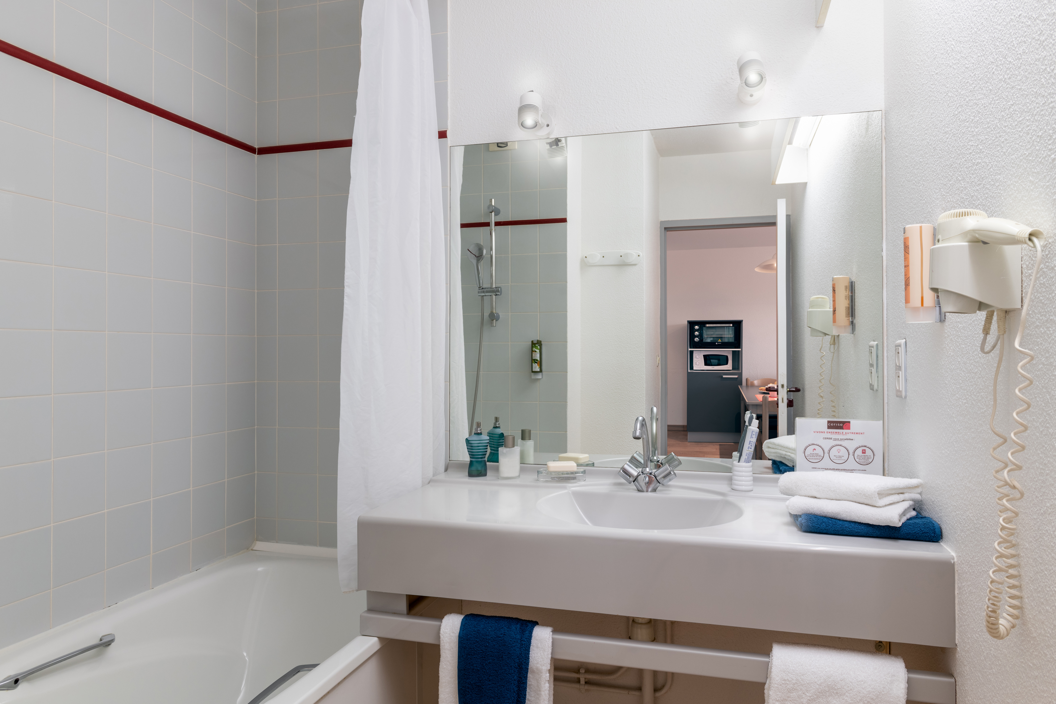 Résidence Cerise - Les Jardins du Lac ***