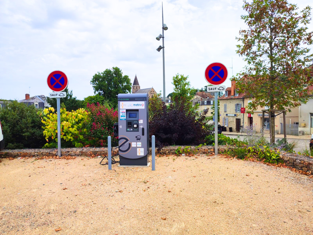 Borne de recharge pour véhicules électriques - SEHV
