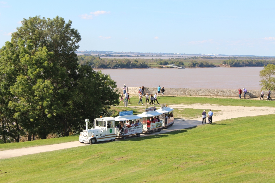 Petit train touristique de Blaye